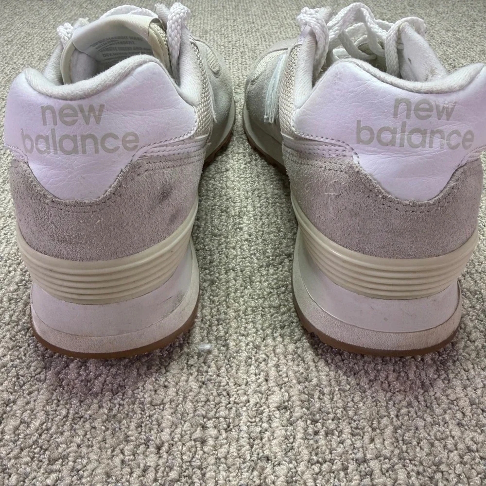 New Balance 574 WL574PC2 Light Grey White Suede Gum Sole Sneakers Women Size 8.5